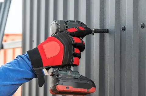 Travaux de zinguerie - Grâce-Uzel